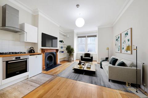 Cornwall Gardens, NW10 2 bed flat for sale