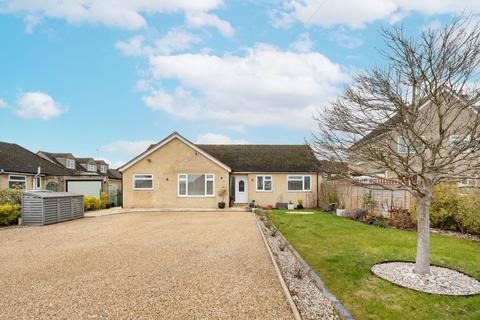 Greenfield Crescent, Stonesfield, OX29 3 bed detached bungalow for sale