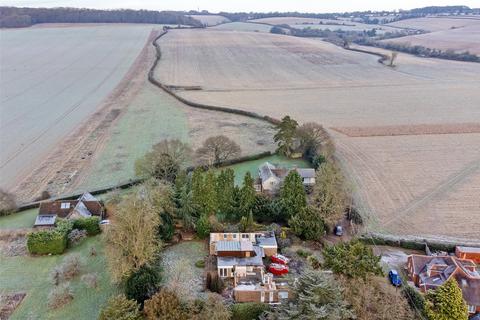 Fern Lane, Marlow, Buckinghamshire, SL7 5 bed detached house for sale