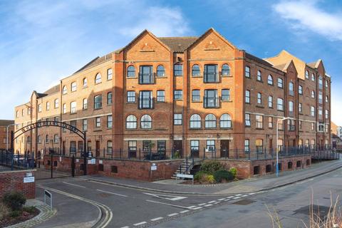Whitefriars Wharf, Tonbridge TN9 2 bed apartment for sale