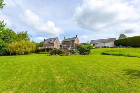 Bideford EX39 5 bed character property for sale