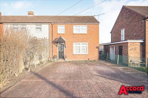 Waycross Road, Upminster, RM14 3 bed end of terrace house for sale