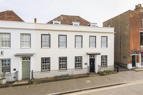 High Street, West Malling ME19 2 bed semi