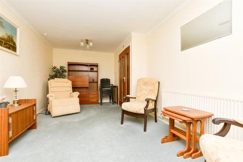 Broadmead, Ashtead, Surrey 2 bed semi