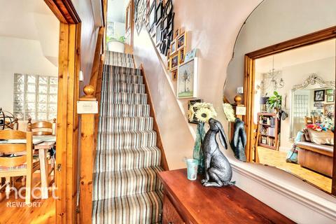 Aston Crescent, Newport 2 bed terraced house for sale