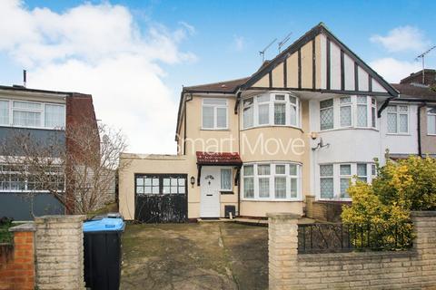 Cumberland Road, Edmonton, N9 3 bed end of terrace house for sale