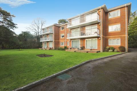 Portarlington Road, WESTBOURNE, BH4 2 bed apartment for sale