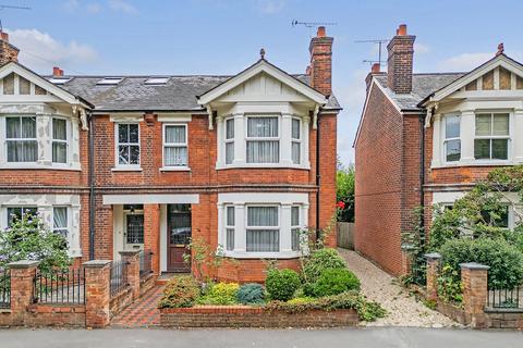 Vicarage Road, Chelmsford, CM2 4 bed semi