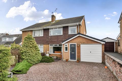 36 MOOCROFT, New Brighton CH7 3 bed semi