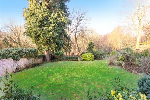 Brooklands Road, Weybridge, Surrey, KT13 3 bed detached house for sale