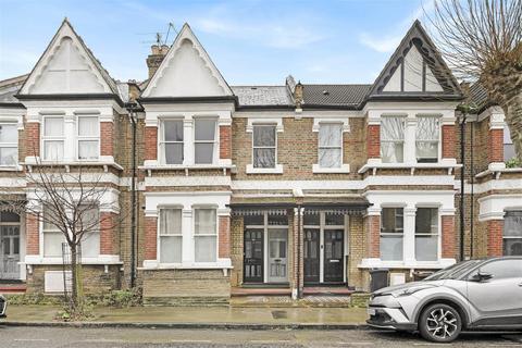 Princess May Road, London 2 bed flat for sale