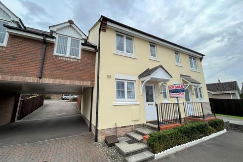 Parragate Road, Cinderford GL14 2 bed terraced house for sale
