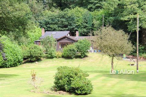 Sheepwash Lane, Wolverley, Kidderminster 2 bed detached house for sale
