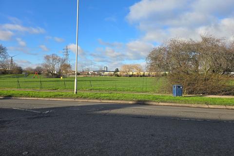 New Road, Sheerness ME12 2 bed end of terrace house for sale