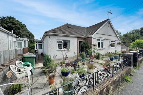 Brynmynach Avenue, Hengoed CF82 3 bed detached bungalow for sale