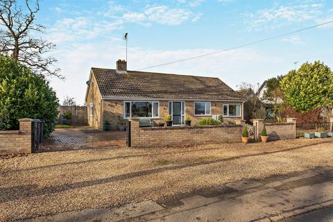 Islington, Titchmarsh 3 bed detached house for sale