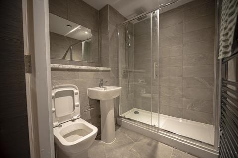 at Merchant's Wharf, Merchants Wharf... 3 bed apartment for sale
