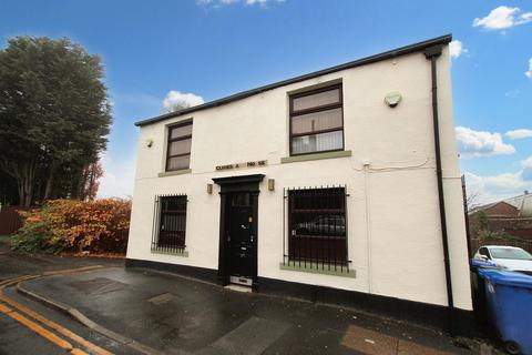 Whitworth Road, Rochdale OL12 3 bed block of apartments for sale