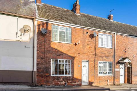 Main Street, Keyingham, Hull 3 bed terraced house for sale