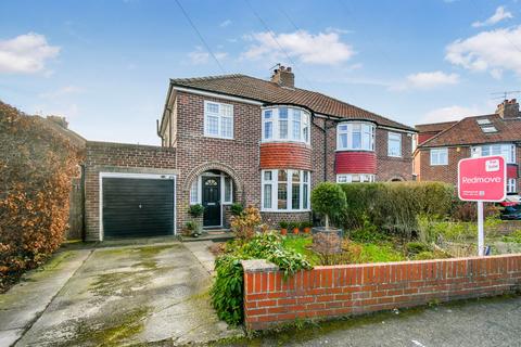 Hempland Drive, York, YO31 3 bed semi
