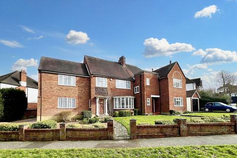 Elmfield Way, South Croydon, CR2 5 bed semi