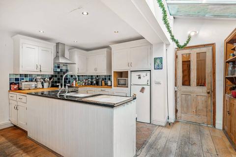 Hartismere Road, Fulham, London, SW6 6 bed terraced house for sale