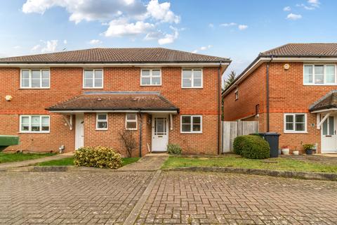 Beechfield Close, Borehamwood, WD6 3 bed semi