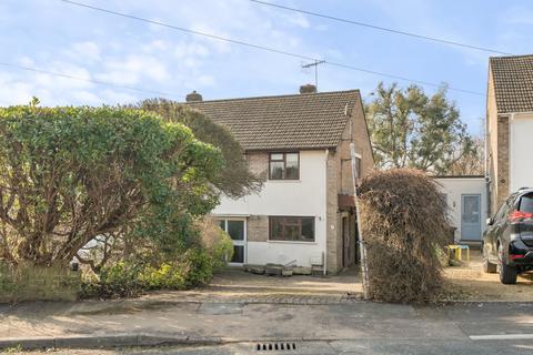 Marling Crescent, Stroud... 3 bed semi