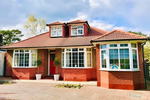 FETCHAM 4 bed detached house for sale