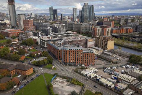 at Merchant's Wharf, Merchants Wharf... 3 bed apartment for sale