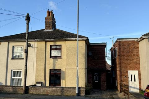 London Road, Long Sutton 3 bed semi