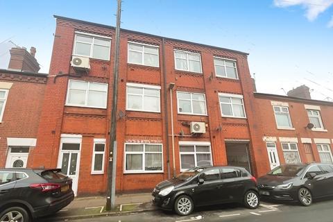 Moores Road, Leicestershire LE4 1 bed flat for sale
