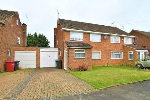 Barton Road, Langley, Berkshire, SL3 3 bed semi