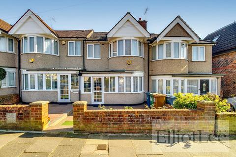 Kings Road, Harrow HA2 3 bed terraced house for sale