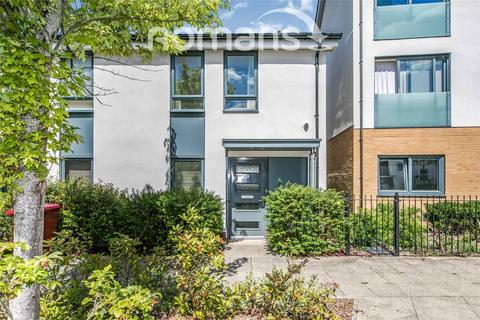 Puffin Way, Reading, Berkshire 2 bed end of terrace house for sale
