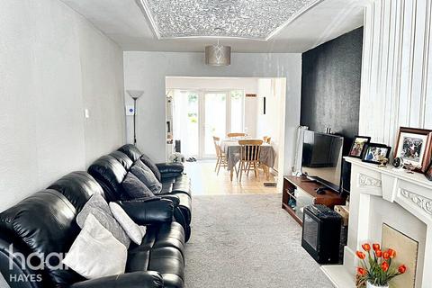Shakespeare Avenue, Hayes 4 bed semi
