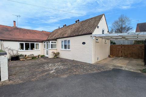 Worcester Road, Evesham WR11 3 bed bungalow for sale