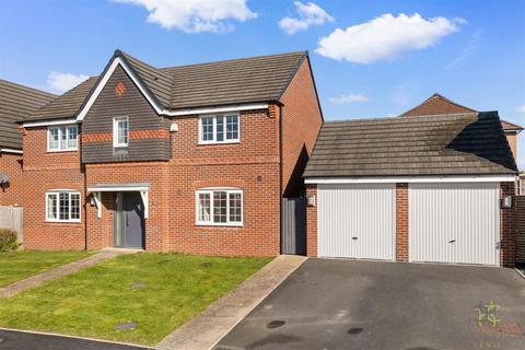 Sunset Way, Evesham WR11 4 bed detached house for sale