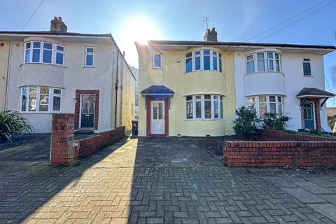Glenarm Walk, Bristol BS4 3 bed semi