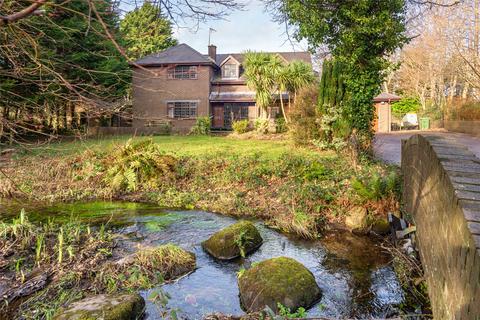 Llanrug, Caernarfon, Gwynedd, LL55 5 bed detached house for sale