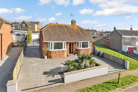 Clifftown Gardens, Herne Bay, Kent 2 bed detached bungalow for sale
