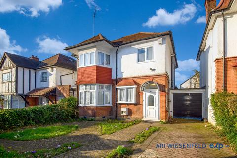 Woodlands, London NW11 4 bed link detached house for sale