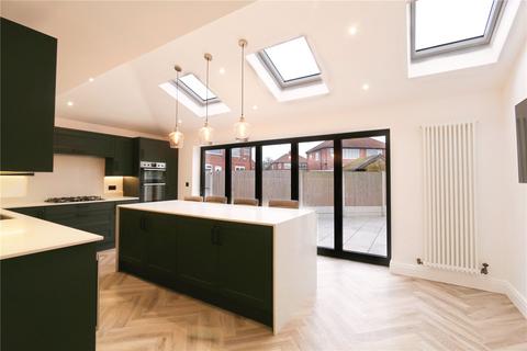 Anson Road, Manchester M34 3 bed semi