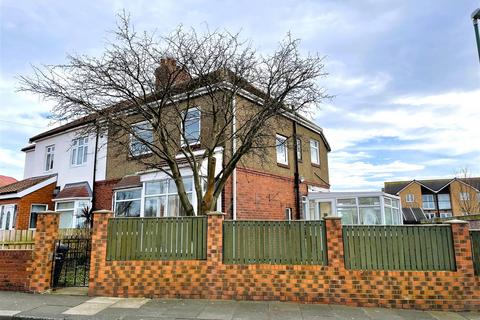 Ambleside Avenue, South Shields 3 bed semi