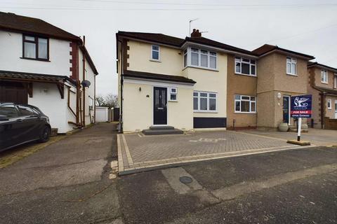 Fernbank Avenue, Hornchurch 3 bed house for sale