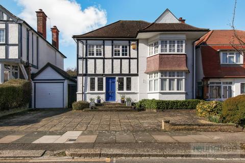 Foscote Road, Hendon NW4 4 bed detached house for sale