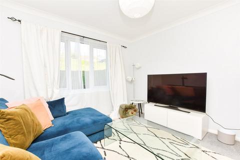 Hilders Farm Close, Crowborough, East... 2 bed ground floor flat for sale
