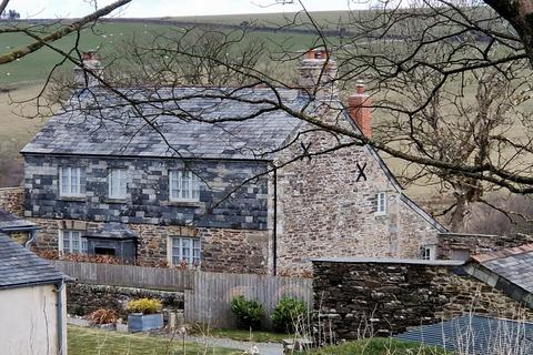 Abbots Hendra, St Clether 4 bed detached house for sale