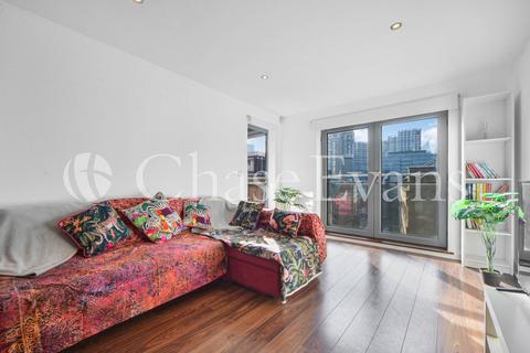 Plumbers Row, Aldgate, London, E1 2 bed flat for sale