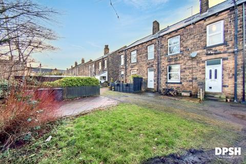 Fountain Street, Morley, Leeds 2 bed terraced house for sale
